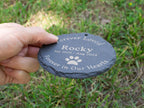 Custom Engraved Garden Stone with Hanging Stake, Memorial Gifts for Loss of Mom/Dad/Grandparents/Pets, Perfect for Gardeners & Plant Markers